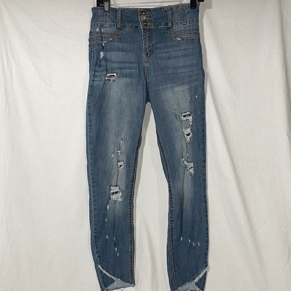 Ripped cropped jeans